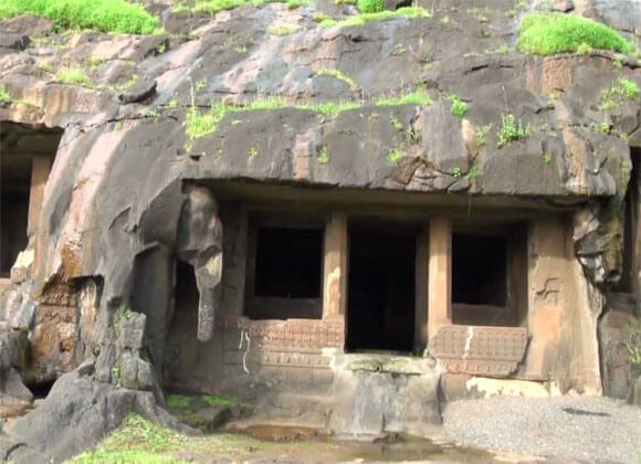 kuda manmad caves