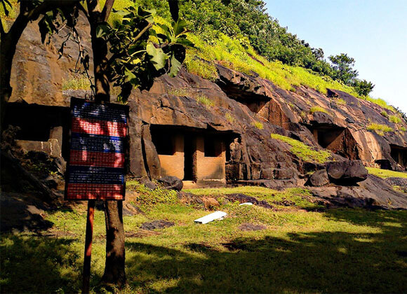 kuda manmad caves